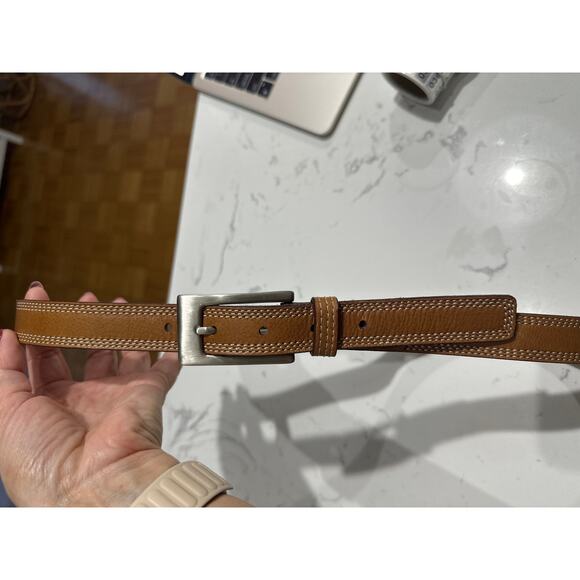 Rolf's Classic Tan Leather and Silver Basic Dres Belt, Size M, Like New - Picture 3 of 3